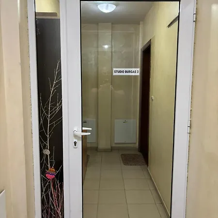 студио 3 公寓 *