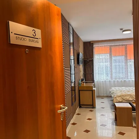 студио 3 Apartament